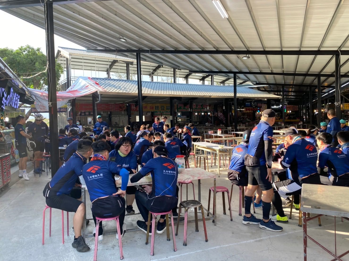 台灣豆府餐飲集團企業單車衫 5